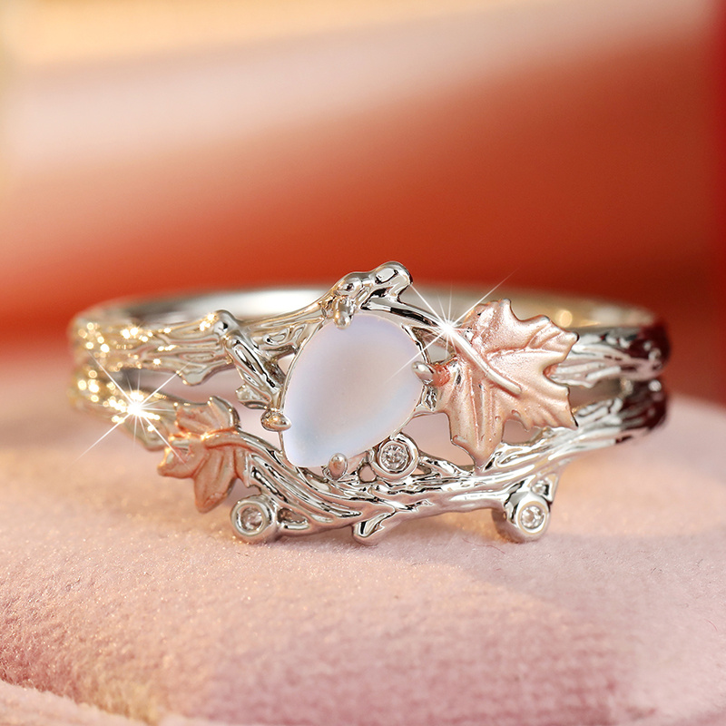 Women's Vintage Leaf Ring with Dead Tree Bark Texture